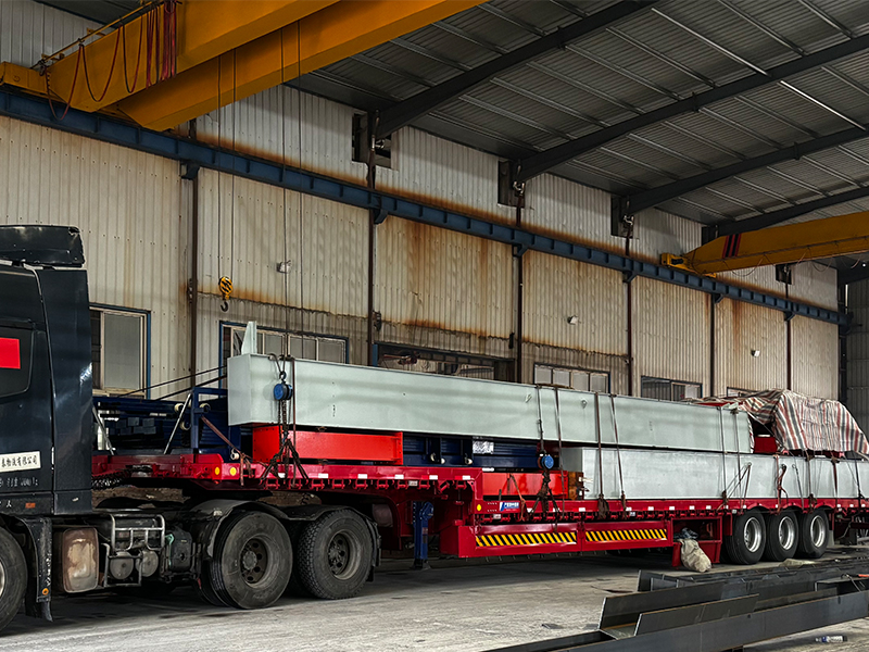 通用门式起重机 MG10T-5.3M, 制作完成 装车发